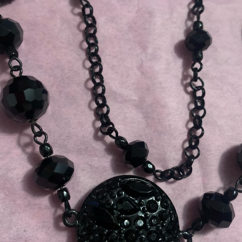 Beautiful black back necklace